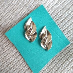 Silver Swirl Stud Earrings